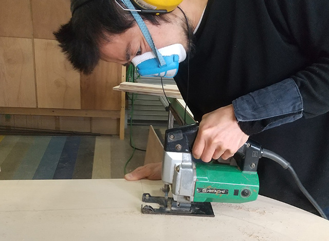 店舗ソファー木軸（作業過程）